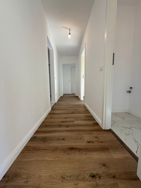 Dristor, Park Lake, Scoala 88, langa parc IOR,