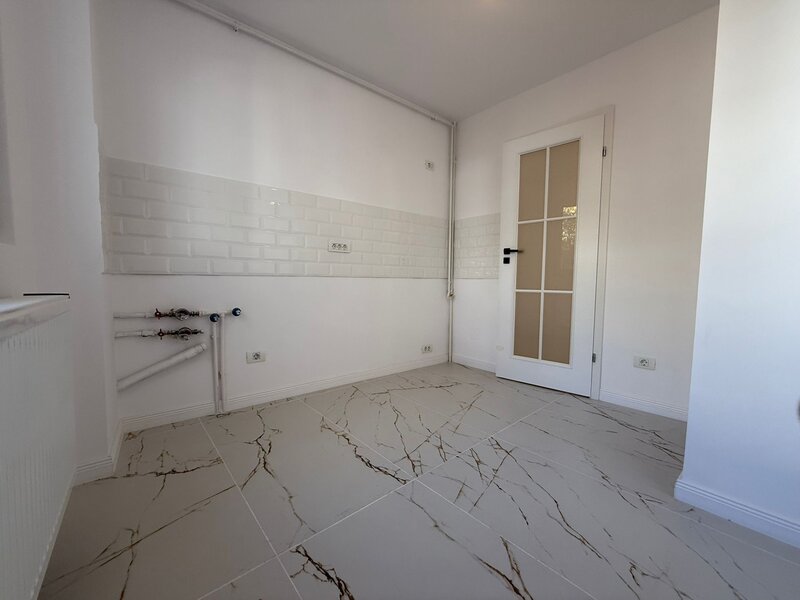 Dristor, Park Lake, Scoala 88, langa parc IOR,